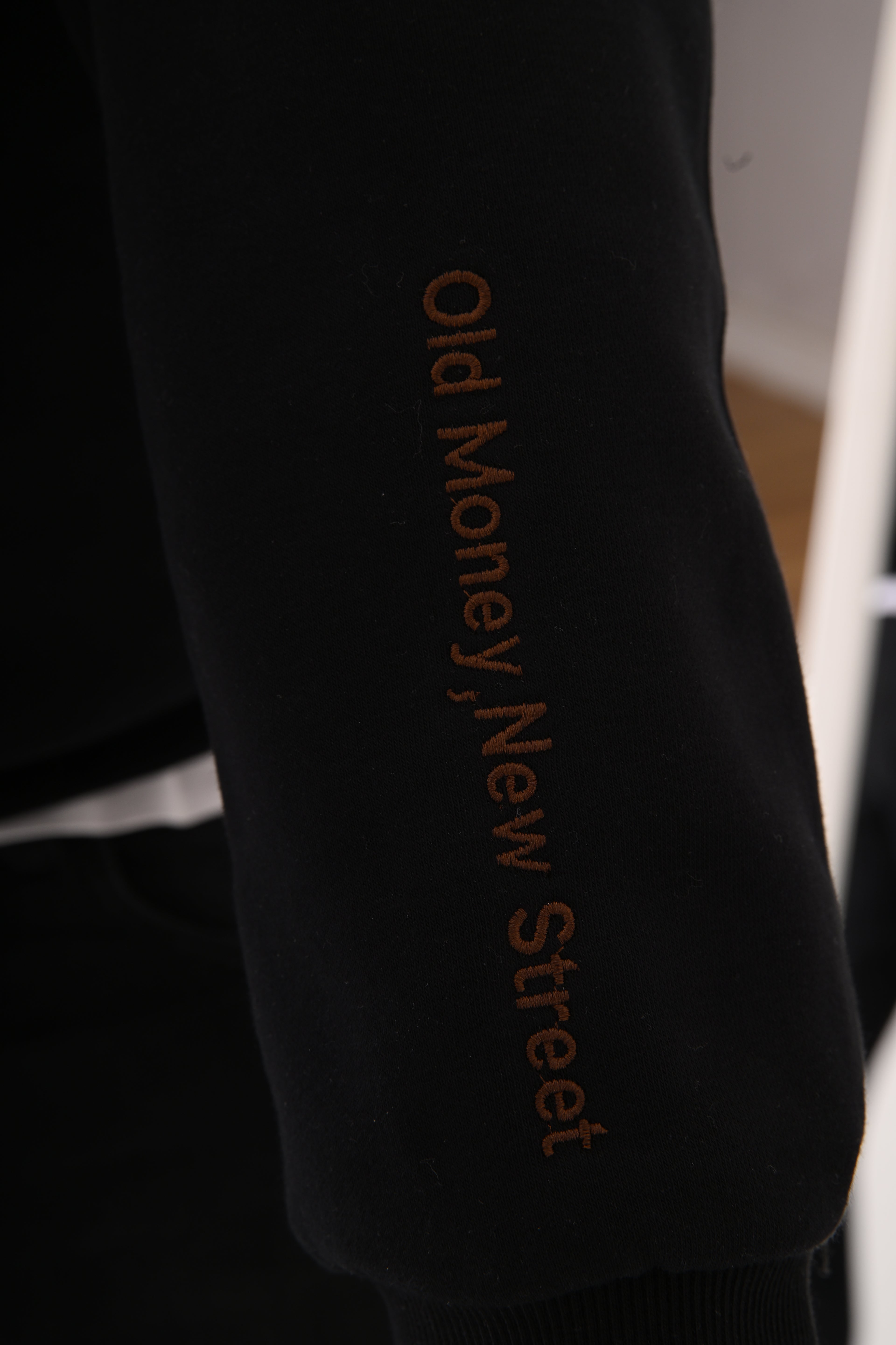 Nobile Essential Crewneck – Relaxed Fit